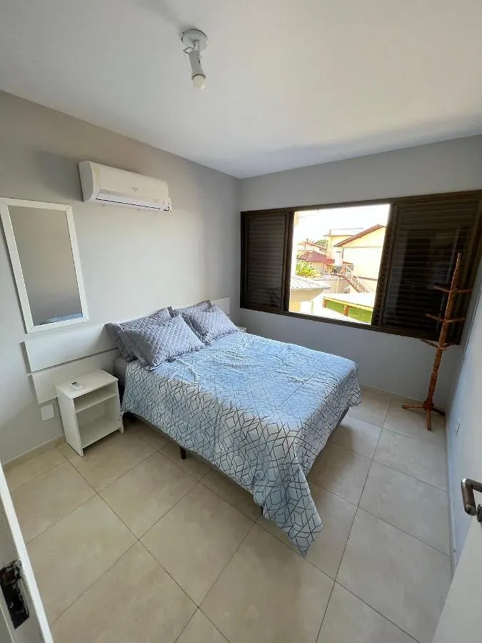 Apartamento Beira Mar Em Ponta Das Canas Florianópolis 0*,  Brasile